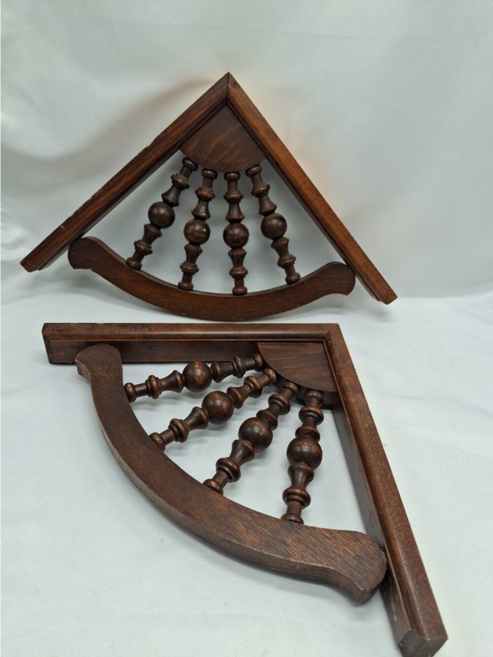 2 Vintage Victorian Wood Corner Brackets Spindle Fan Corbel Shelf Pair 10.5-